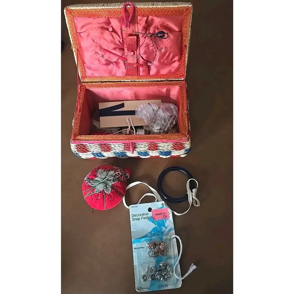 Vtg Red blue White Woven Wicker Shabby Storage‎ Sewing Basket with Accessories